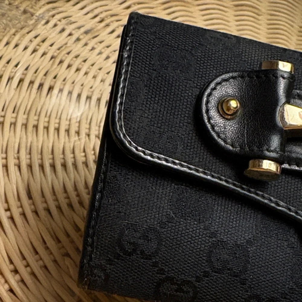 Gucci Black GG Canvas Continental Wallet with Gold Horsebit - Picture 16 of 16